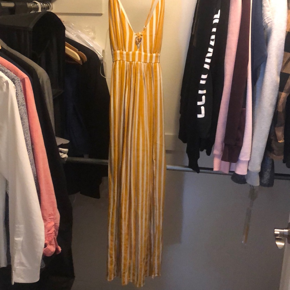 Women long stripe dress with slit